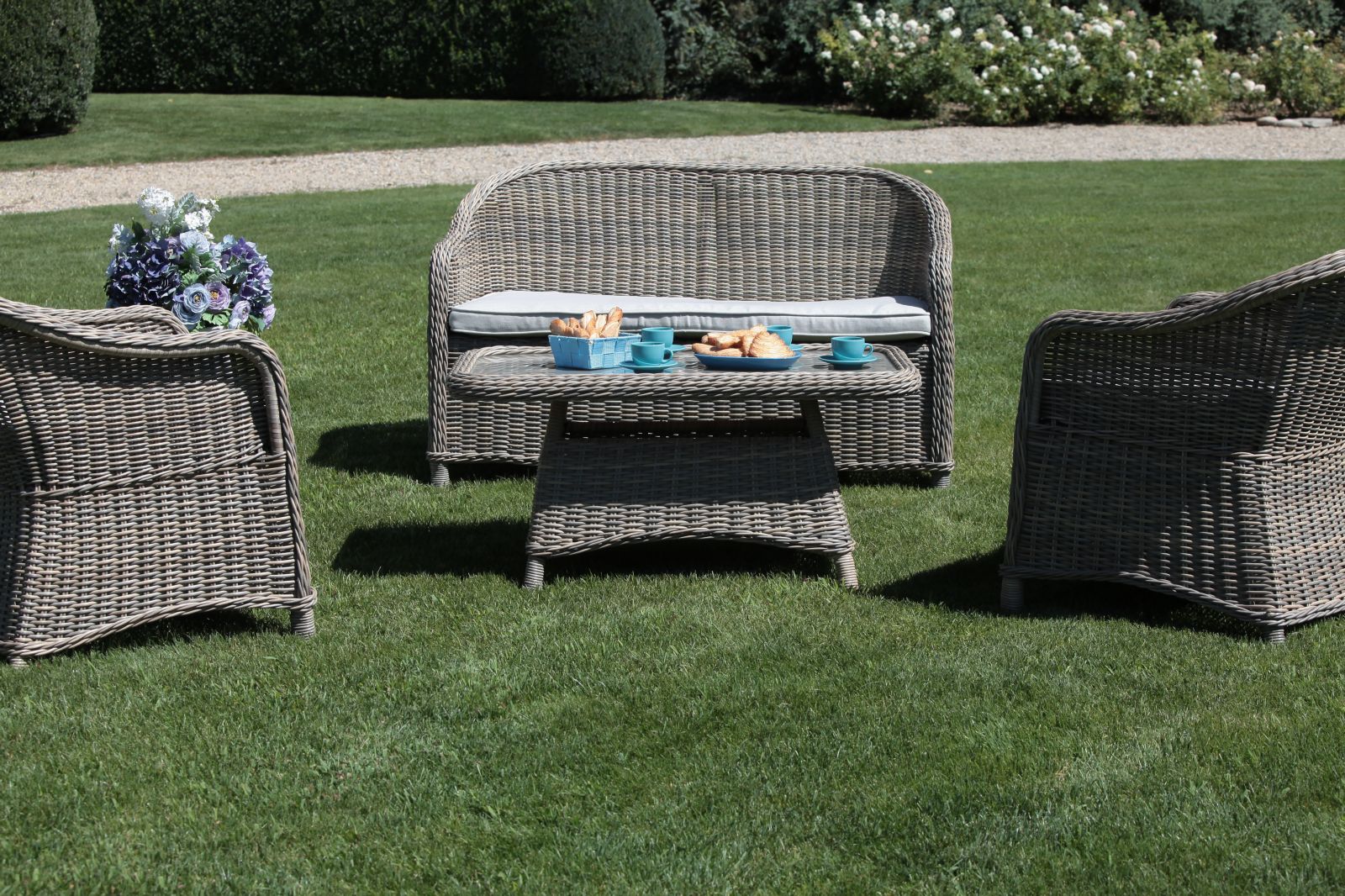 SALOTTO DA GIARDINO IN POLYRATTAN BALTIMORA GRIGIO CON CUSCINI