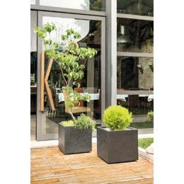 VASO GRAVITY CUBO 39 CM CARBONE