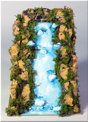 CASCATA  CON 5 LUCI A BATTERIA 14X20X14CM