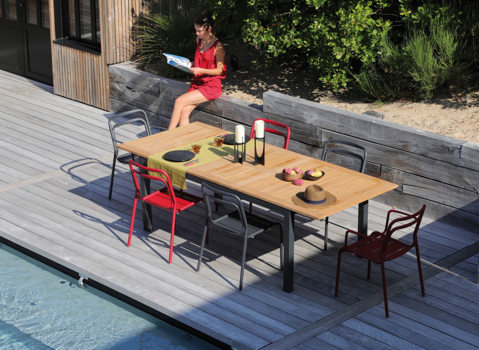 TAVOLO TEMPO ALLUNGABILE IN TEAK 180/240X100 GRIGIO