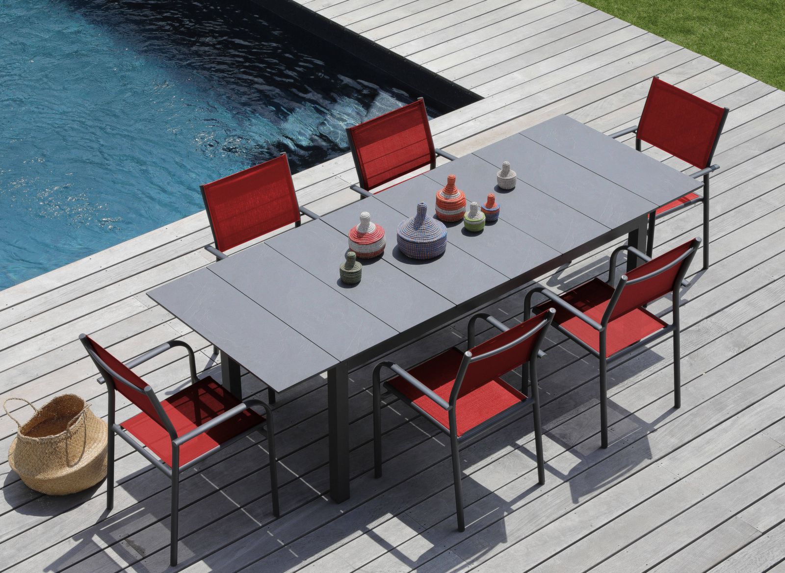 TAVOLO TAHAA ALLUNGABILE 180/240 GRIGIO