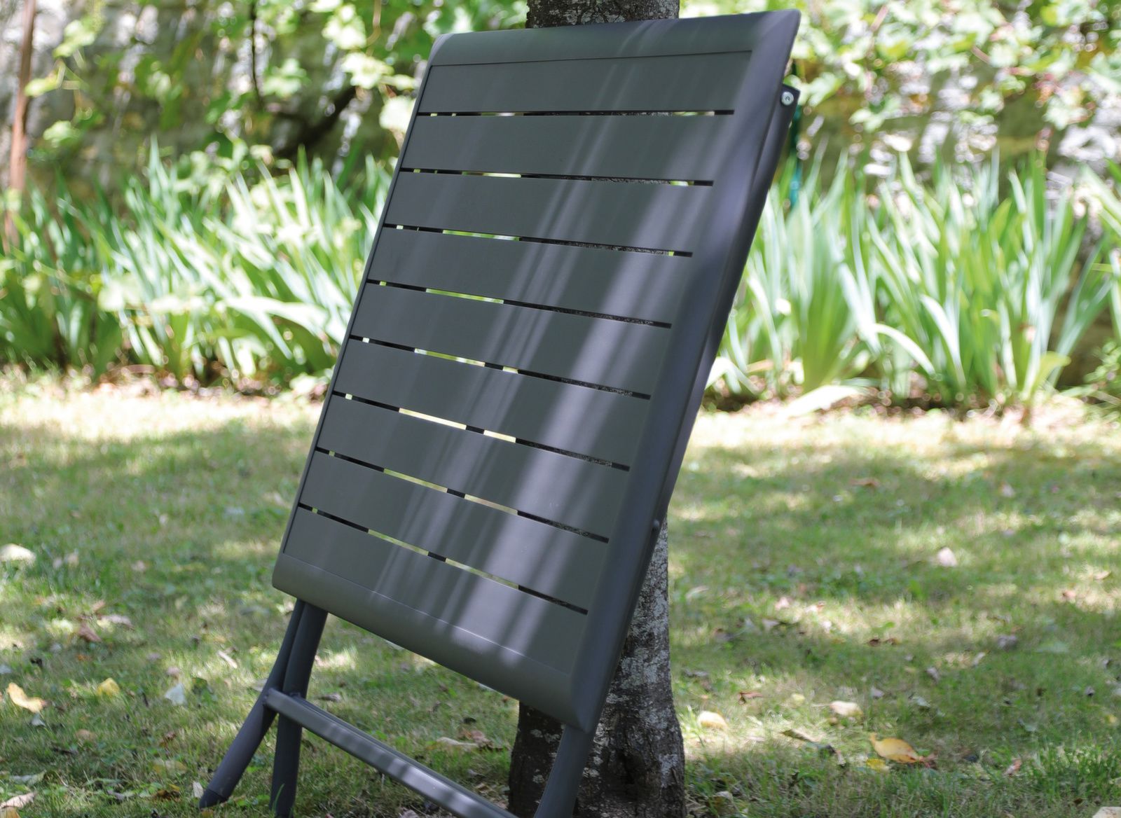 TAVOLO PIEGHEVOLE IN METALLO 110X70CM GRIGIO