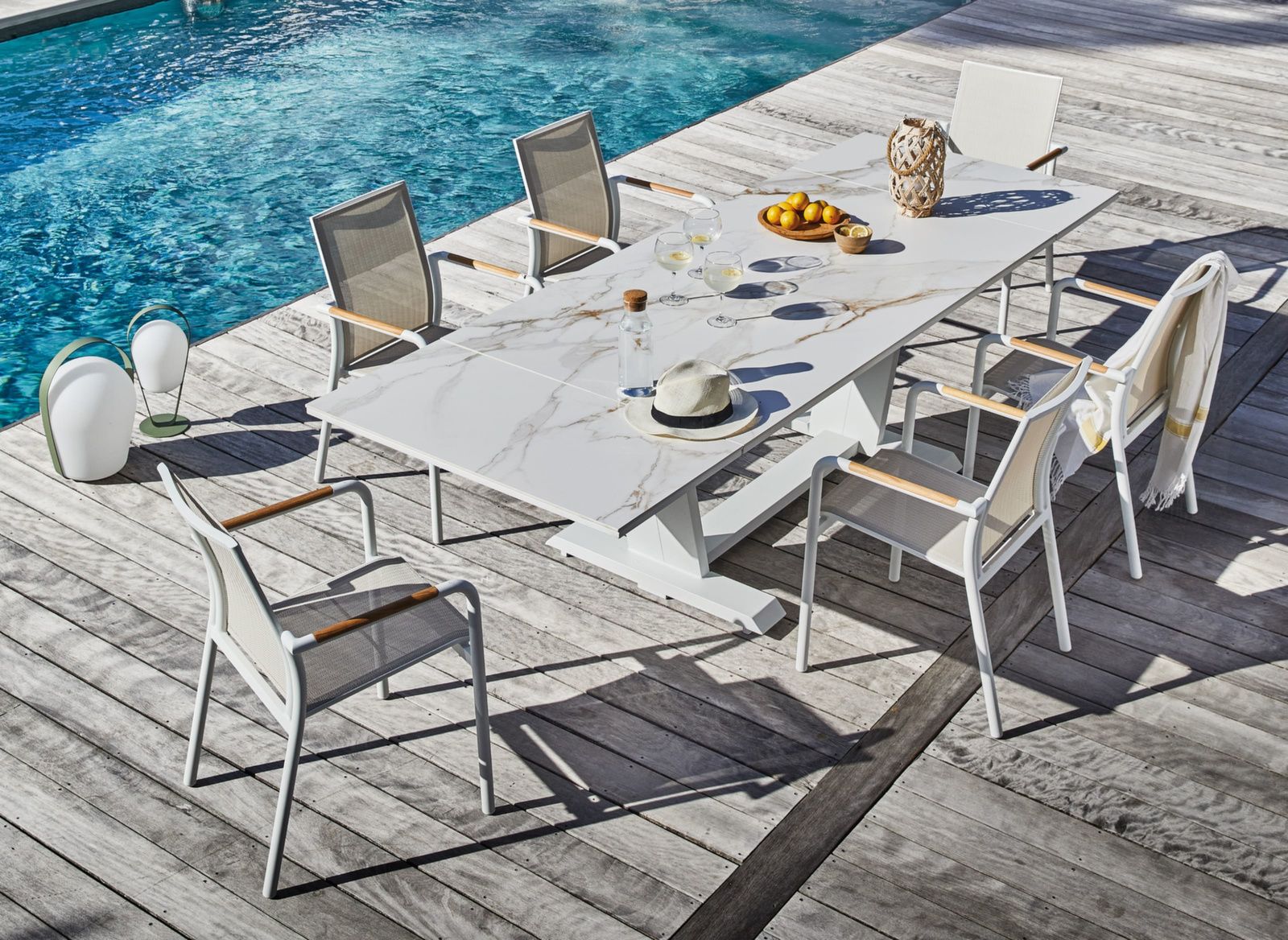 TAVOLO AMBER 180/230/280X100 ALLUNGABILE IN ALLUMINIO/KEDRA BIANCO PRALINATO