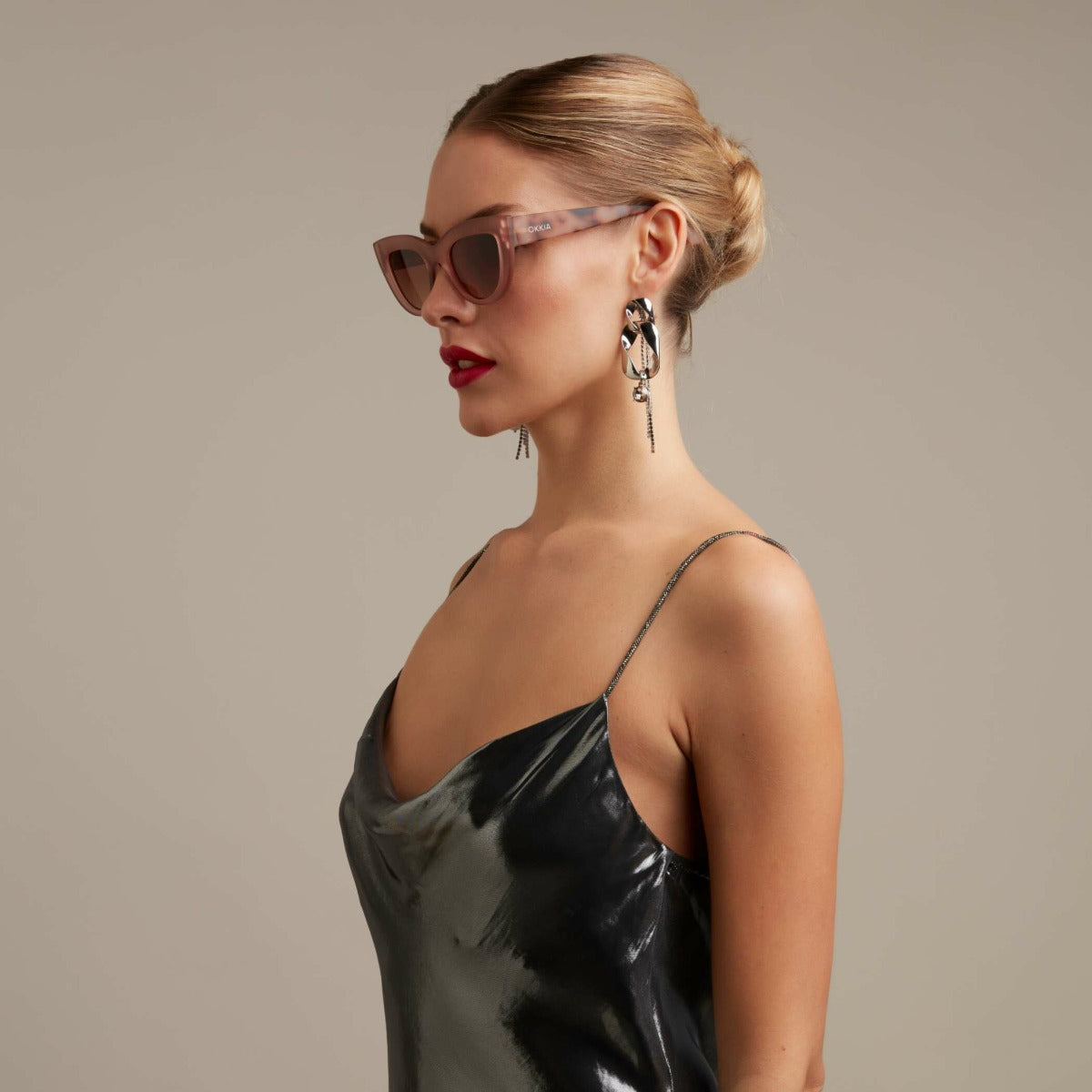 OCCHIALE DA SOLE MODELLO CLAUDIA GATTO BIG FRAME ROSA HAVANA