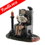 FRANKENSTEIN - MONSTER READING SPOOKY NEWS