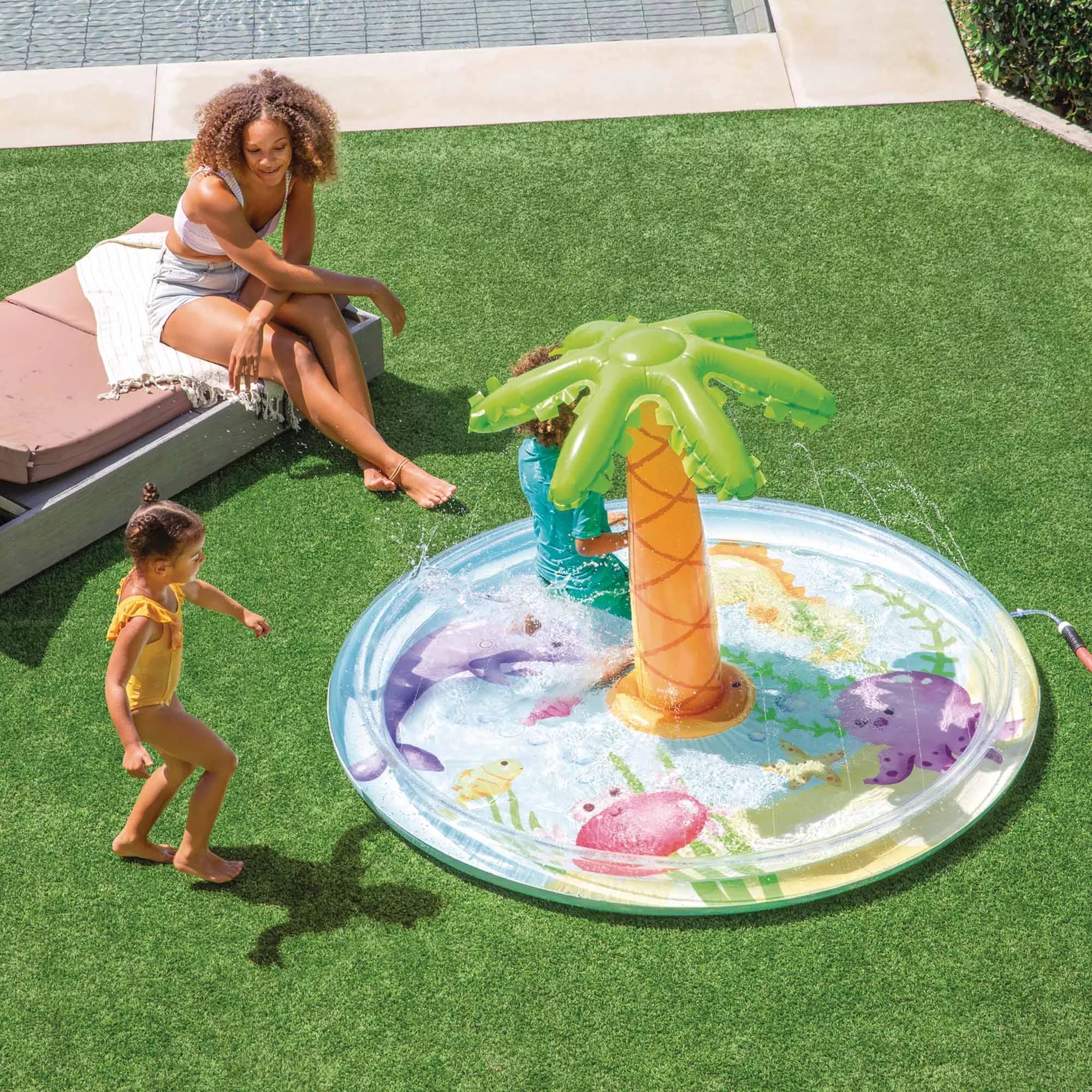 Intex Piscina Gonfiabile Palma con Spruzzino 173cm x 173cm x 104cm Multicolore