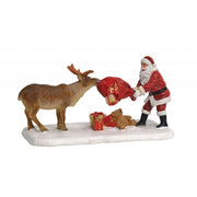 BABBO NATALE CON RENNA - REINDEER TEASING SANTA