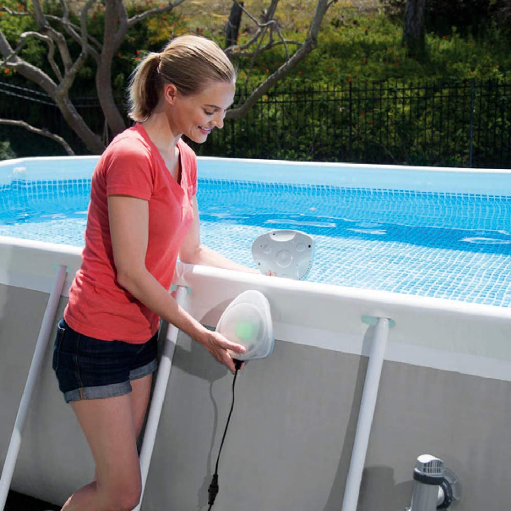 LUCE MAGNETICA PER PARETE PISCINA