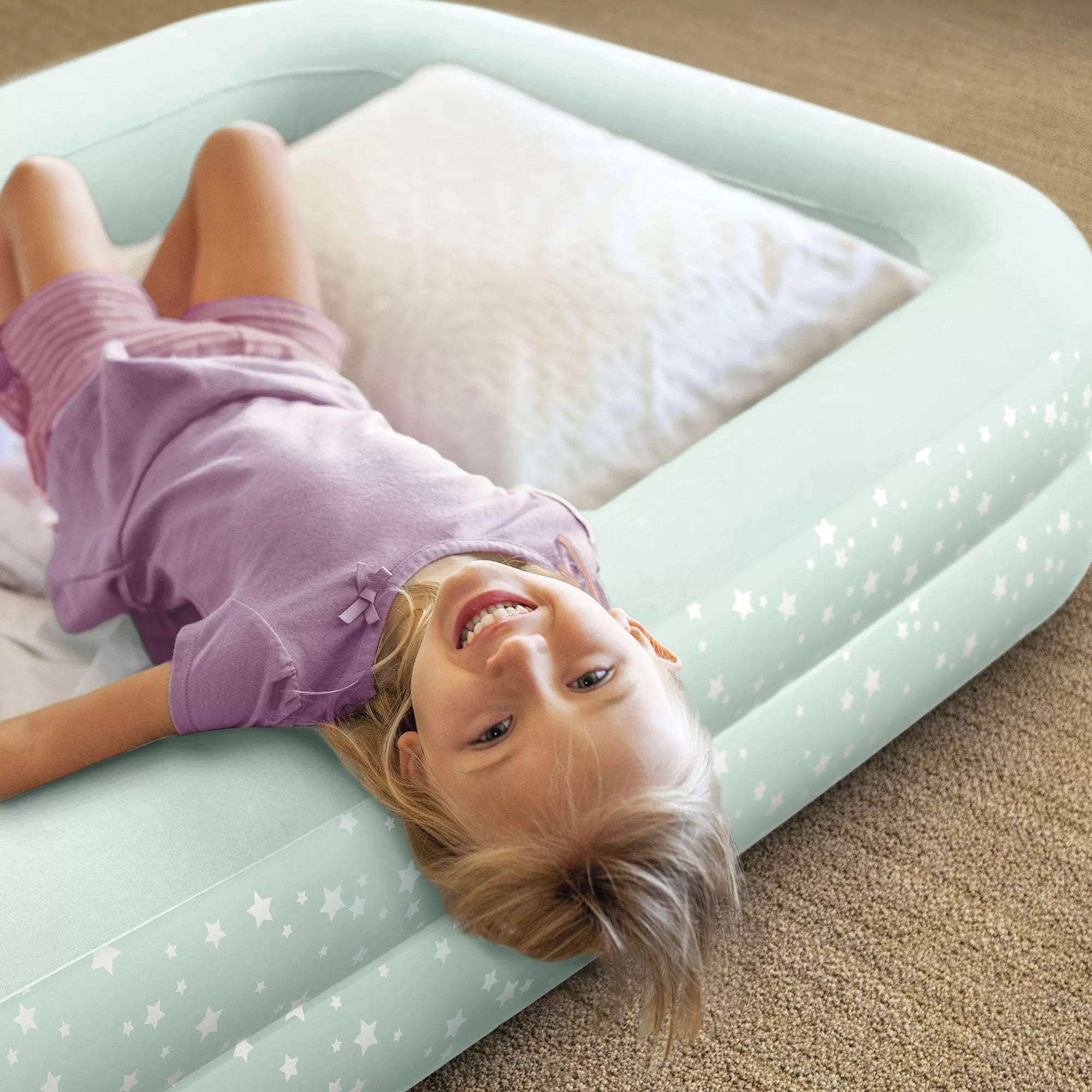 Materasso Gonfiabile da Viaggio Airbed Travel Cozy Kidz 107cm x 168cm x 25cm Verde con stelle Intex