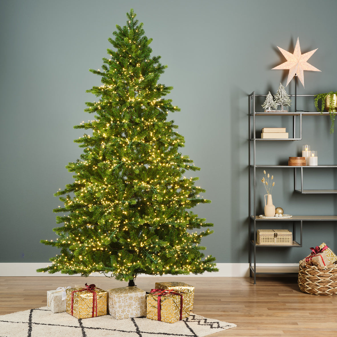 ALBERO DI NATALE GALLOWAY 240CM PREILLUMINATO CON 5400 LED