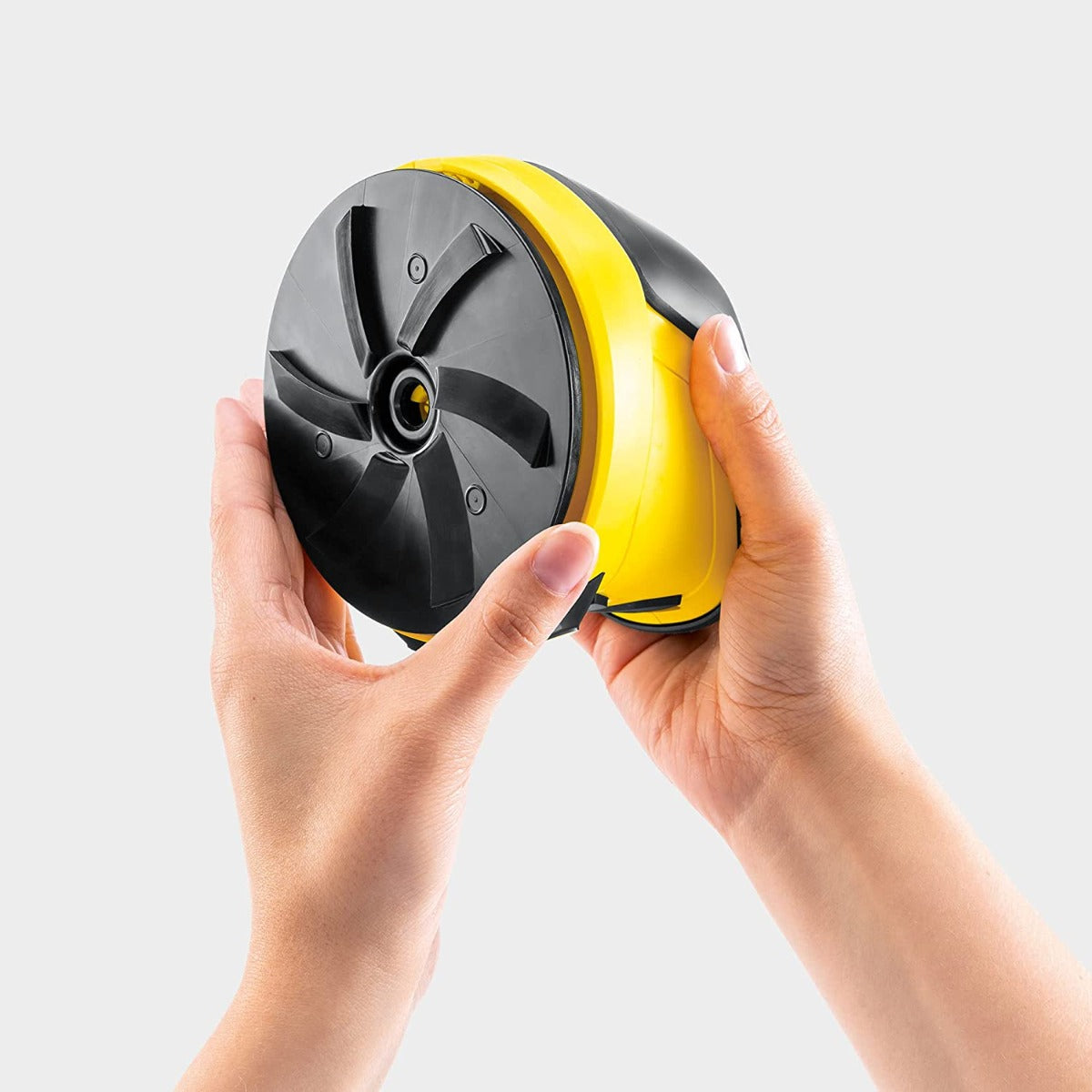 KÄRCHER EDI 4 - SGHIACCIATORE PER VETRI A BATTERIA