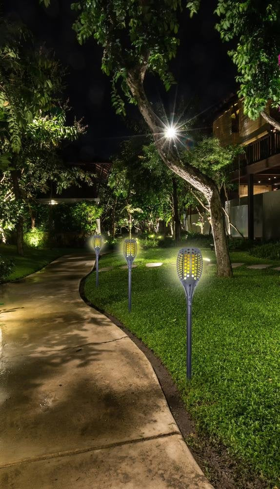 FIACCOLA LED EFFETTO FUOCO REALISTICO CON PANNELLO SOLARE