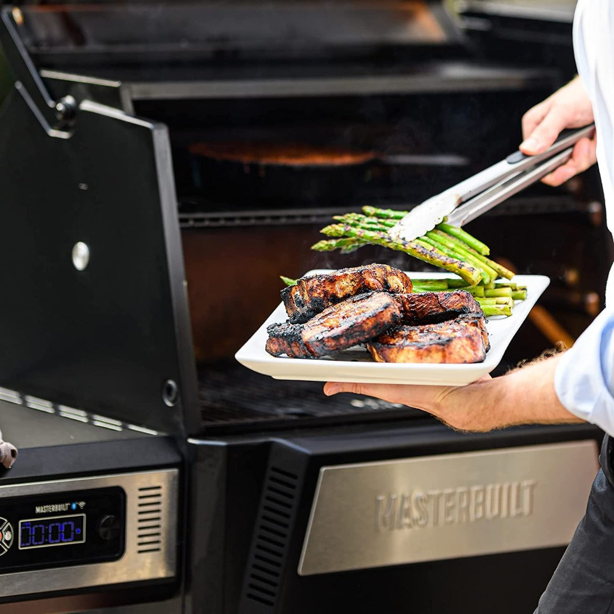 BARBECUE A CARBONE MASTERBUILT GRAVITY SERIES 560