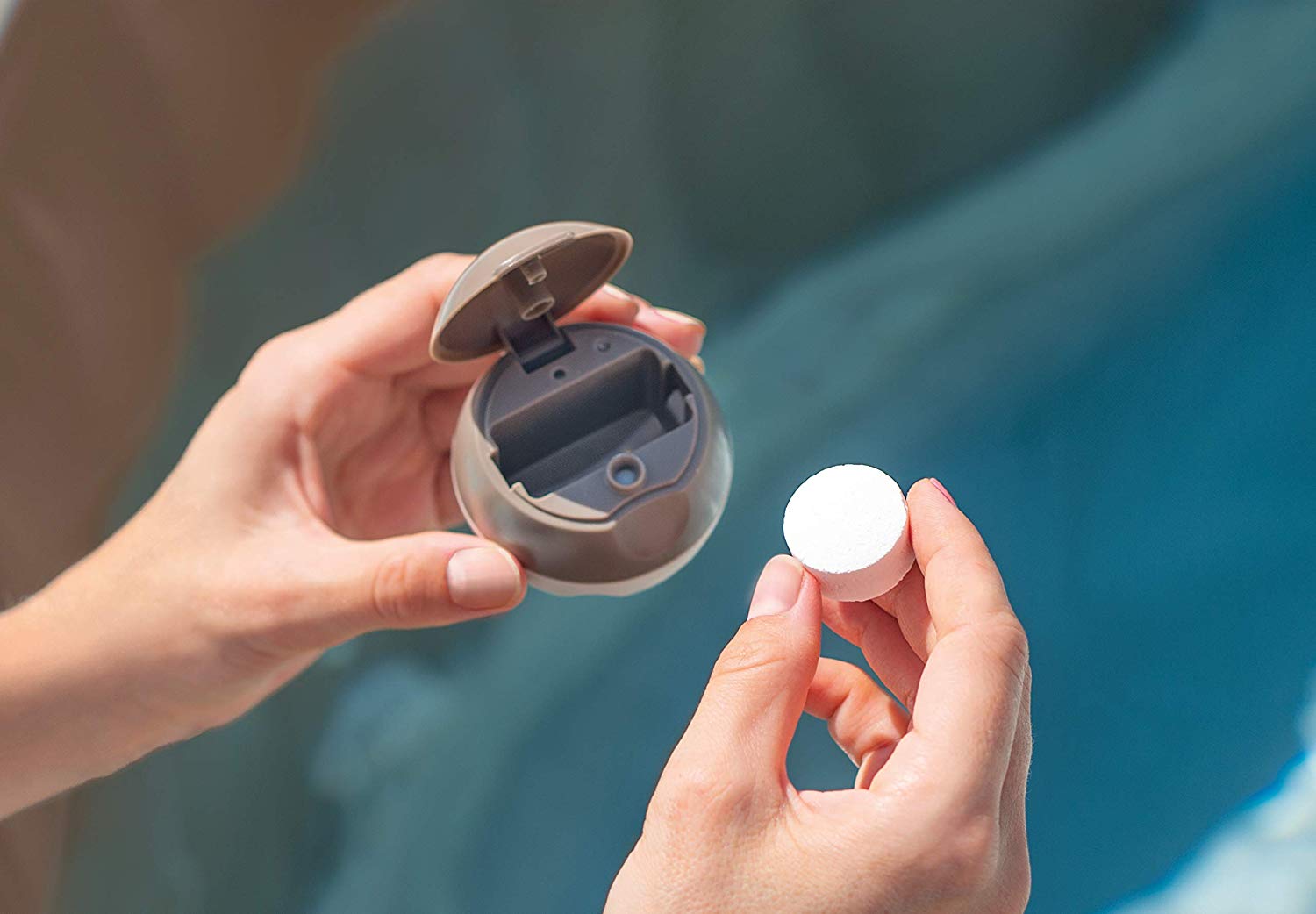 DISPENSER DI CLORO PER IDROMASSAGGIO SPA