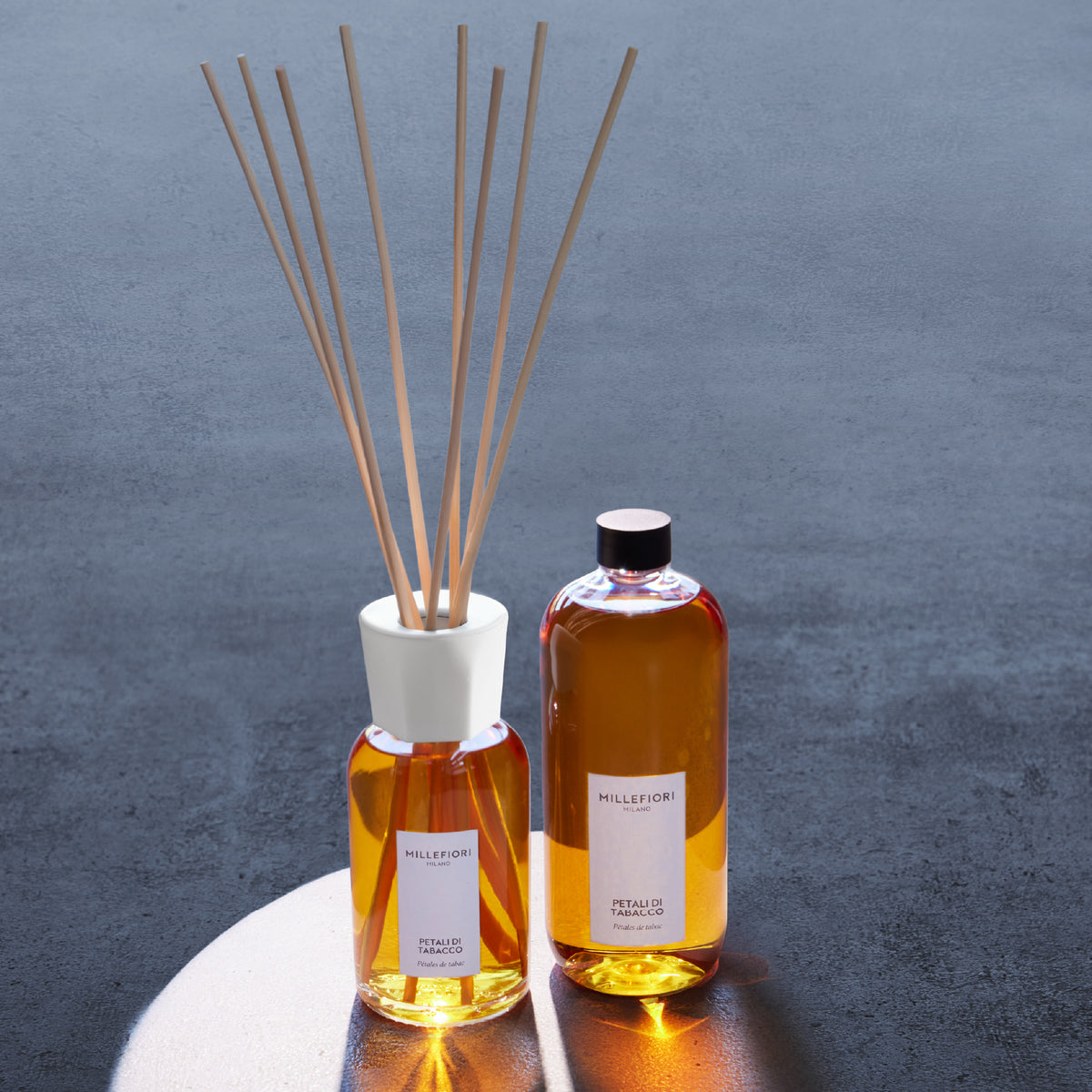 Ricarica per Diffusore a Bastoncini Petali di Tabacco 500 ml MILLEFIORI MILANO