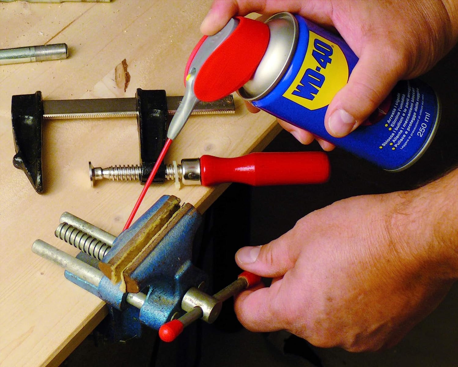 WD-40 LUBRIFICANTE SPRAY 250ML + 40ML