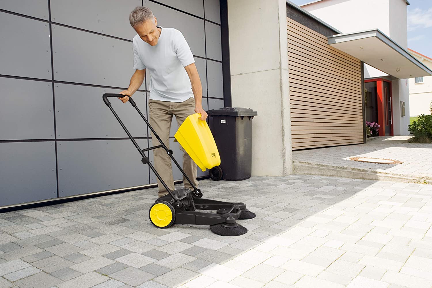 KÄRCHER S650 SPAZZATRICE 2 IN 1 CON DOPPIO SET DI SPAZZOLE