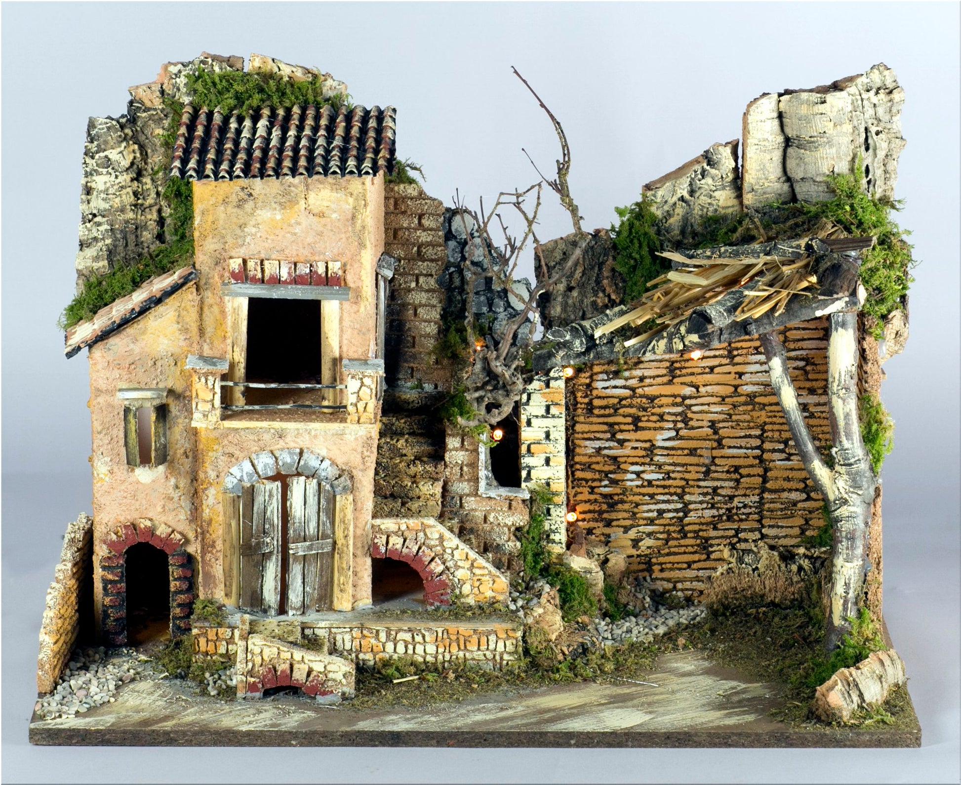 PRESEPE CON LUCI FUNZIONANTI 50X26X35CM