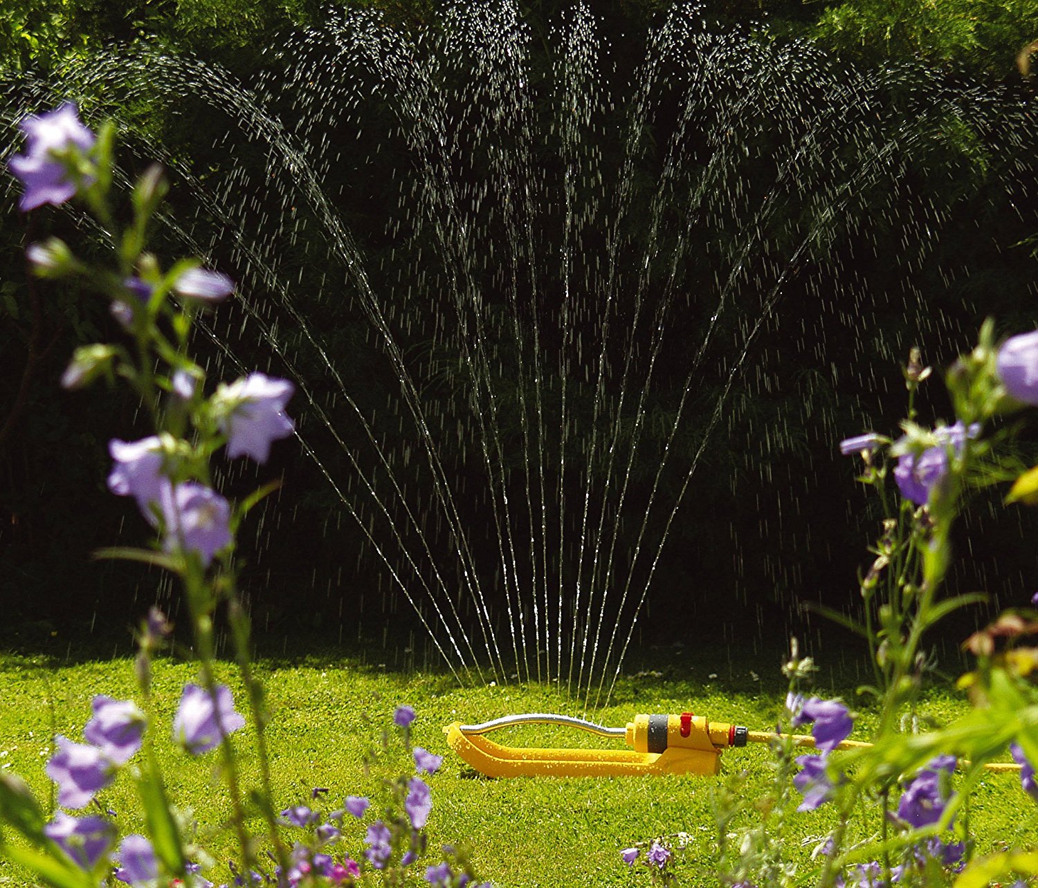 IRRIGATORE OSCILLANTE 20 FORI COPERTURA 260MQ AQUASTORM