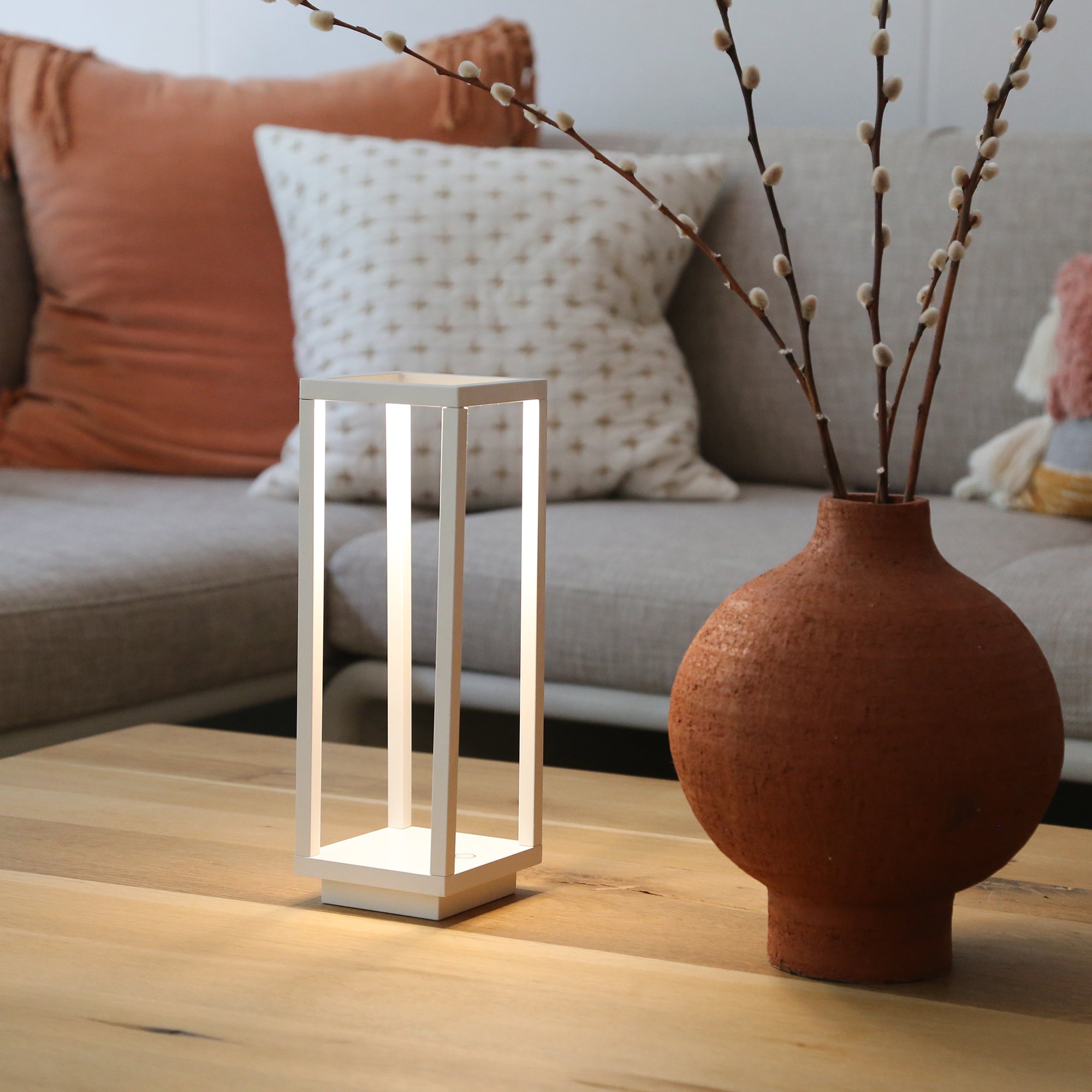 Lampada da Tavolo Home D10cm H29.4cm Bianco ZAFFERANO