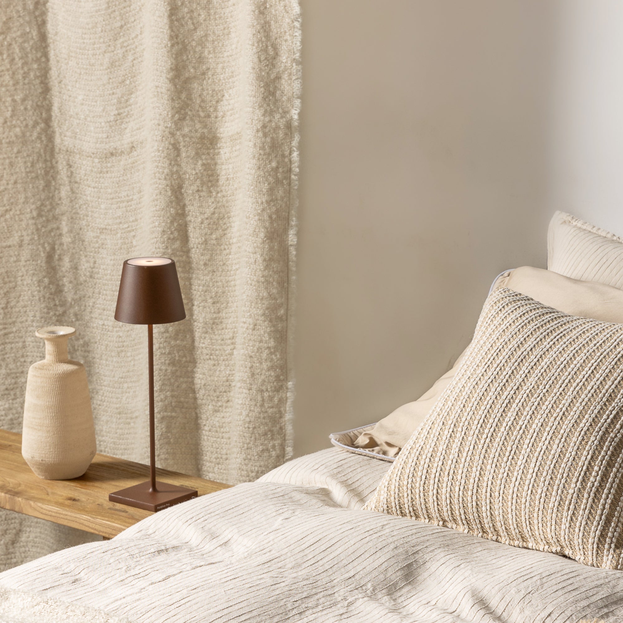 Lampada da Tavolo Poldina Pro D11cm H38cm Ricaricabile Corten ZAFFERANO