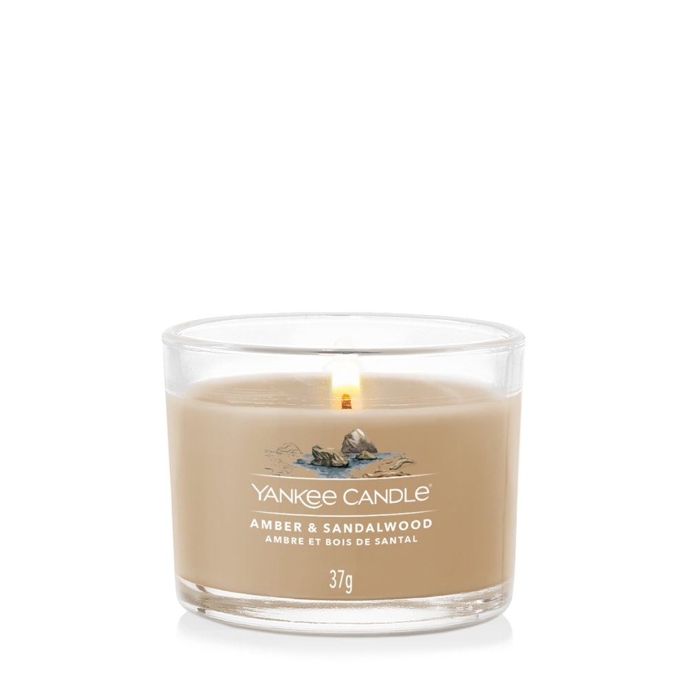 CANDELA VOTIVE IN VETRO SINGOLA AMBER E SANDALWOOD