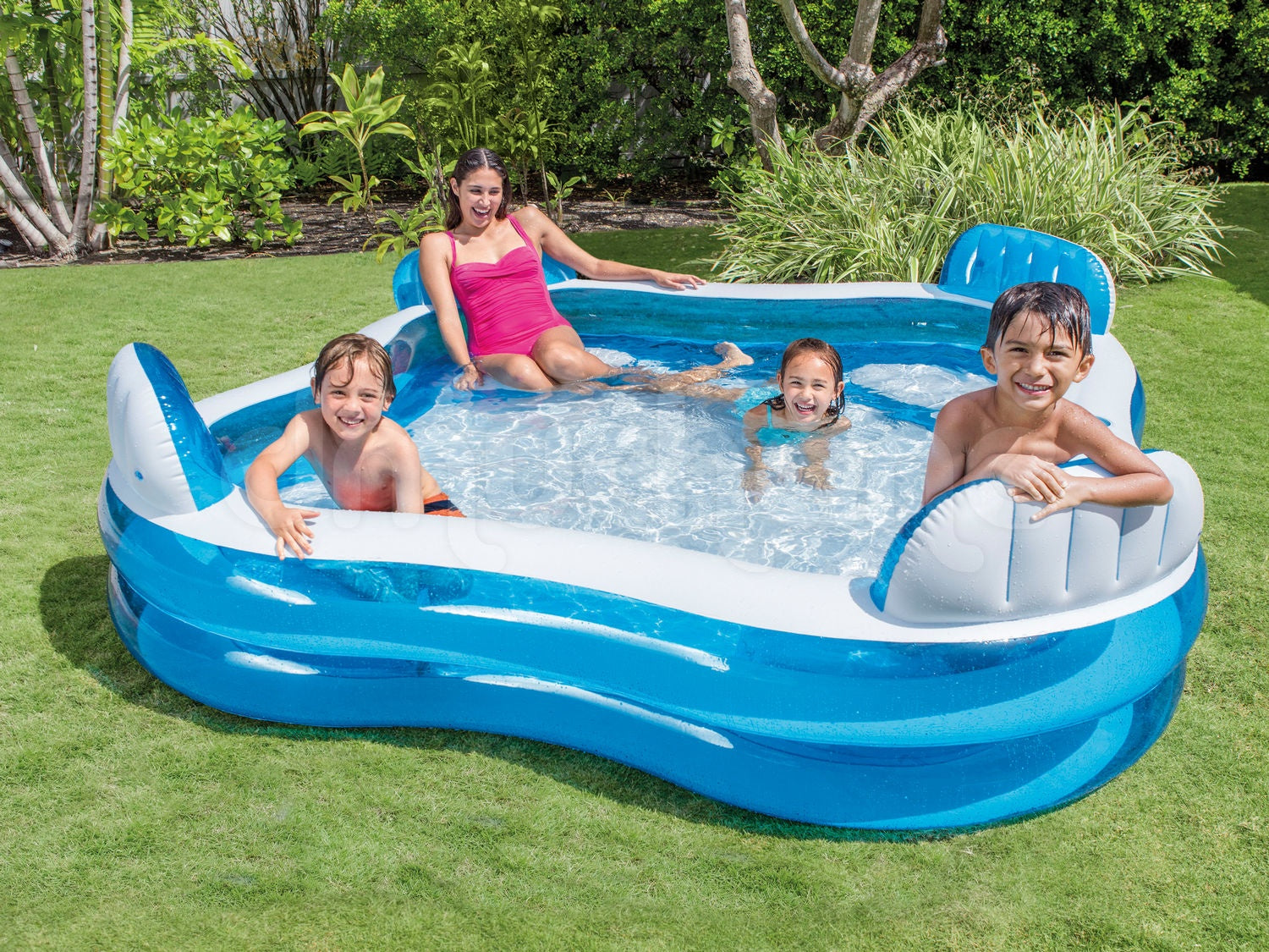 PISCINA GONFIABILE CON 4 SEDUTE E 2 PORTABEVANDE