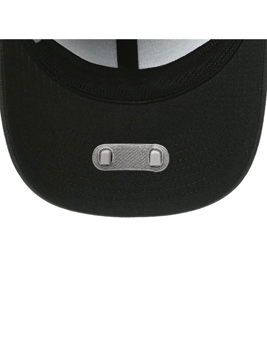 BATCAP: CAPPELLINO DA BASEBALL CON LUCE LED RICARICABILE. VERDE CAMOUFLAGE MILITARE