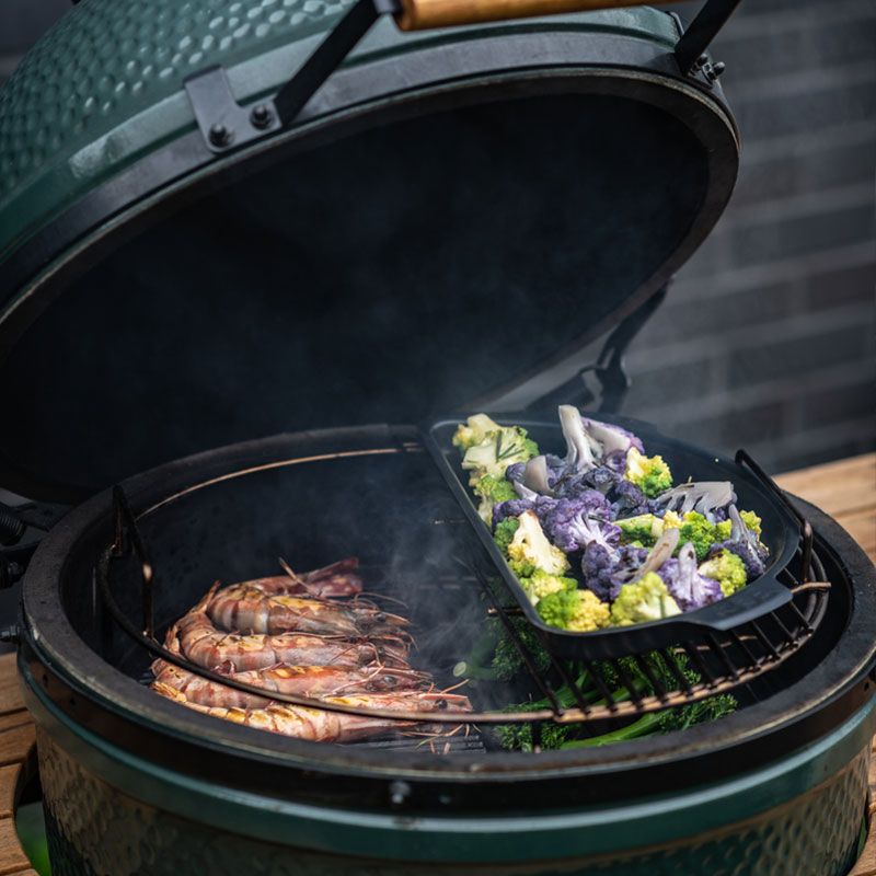 Offerta Barbecue Big Green Egg Large D 46 CM Verde con accessori