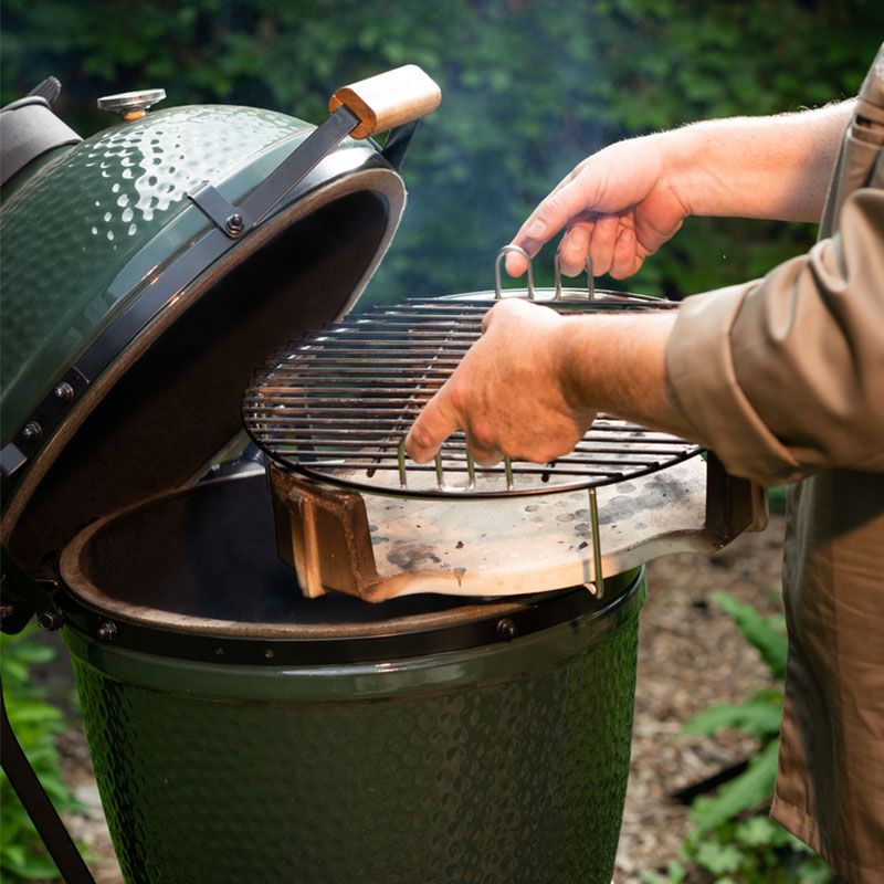 Offerta Big Green Egg Medium D 38 CM Verde con accessori