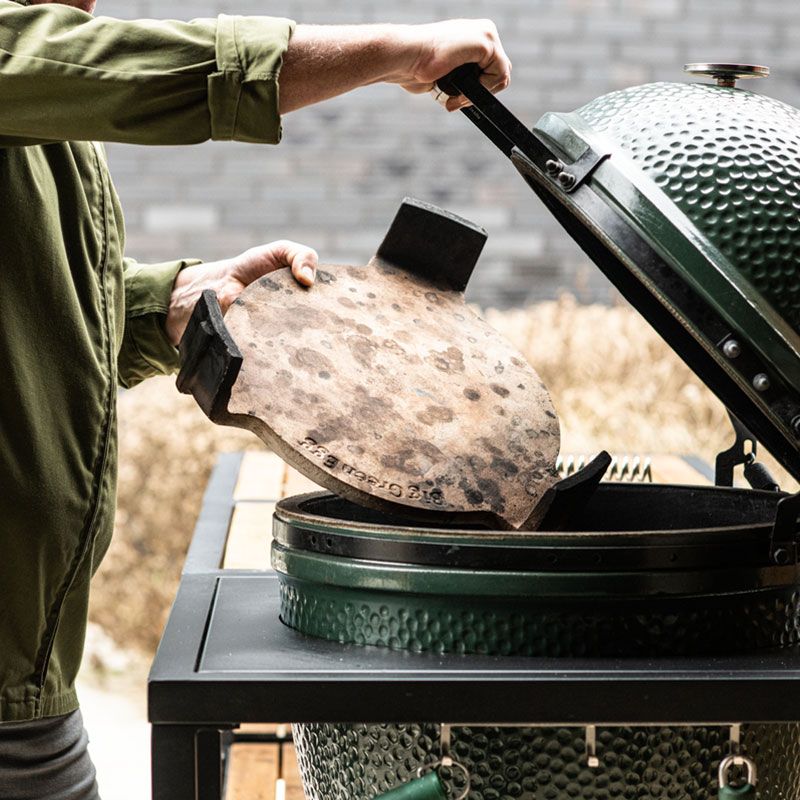 Offerta Barbecue Big Green Egg Large D 46 CM Verde con accessori