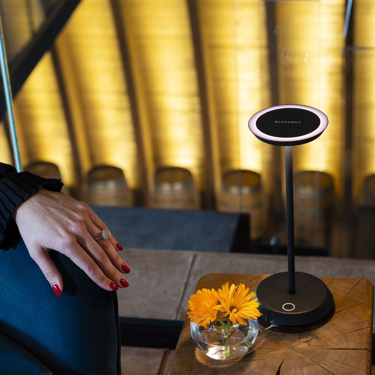 LAMPADA CORDLESS RICARICABILE NERA FLAAT