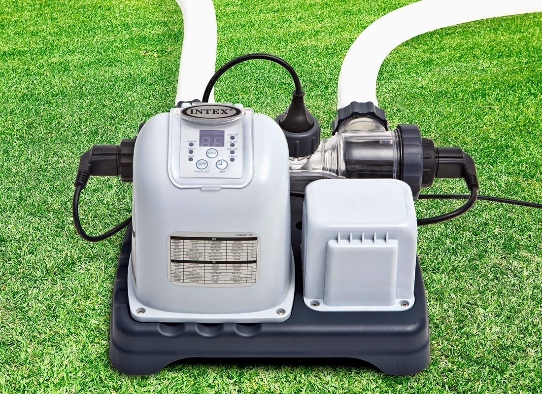 OFFERTA GENERATORE CLORO CLORINATORE PER PISCINE FINO A 56800 LITRI + SKIMMER + PANNELLO SOLARE