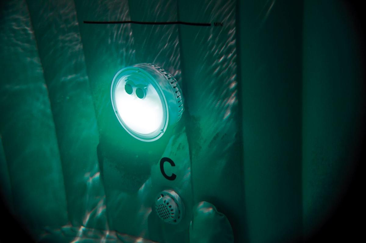 LUCE A LED MULTI COLOR CON BATTERIA PER IDROMASSAGGIO BUBBLE SPA