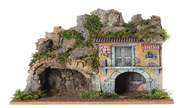 Paesaggio Presepiale con Casa e Grotta Multicolore Peraga Christmas
