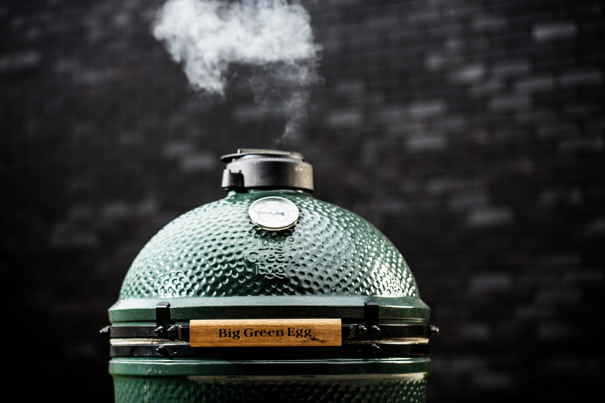 Offerta Big Green Egg Medium D 38 CM Verde con accessori