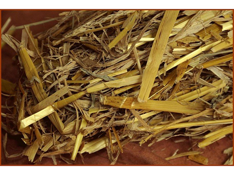 OFFERTA 4 PAGLIA NATURALE PER PRESEPE 80GR