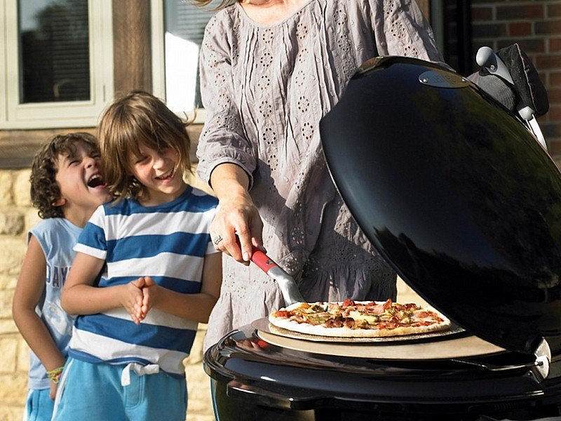 FORNO PER PIZZA PER BARBECUE A CARBONE DIAMETRO 57CM WEBER