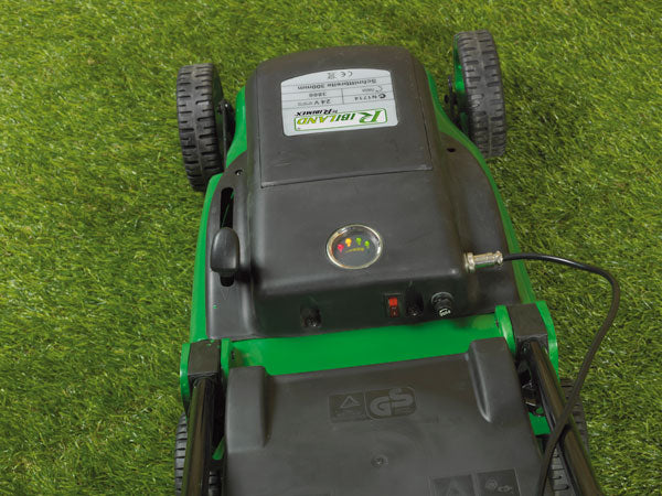 RASAERBA A SPINTA A BATTERIA 300 MM