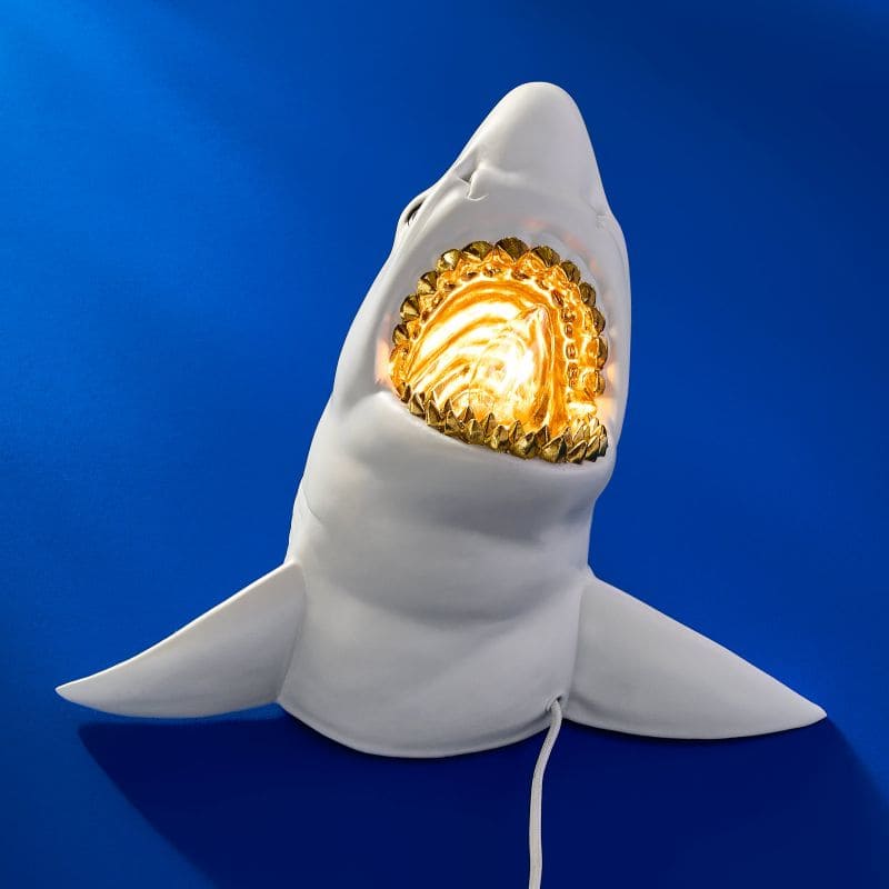 LAMPADA DA PARETE SQUALO SHARKY SHARK COLORE BIANCO E ORO