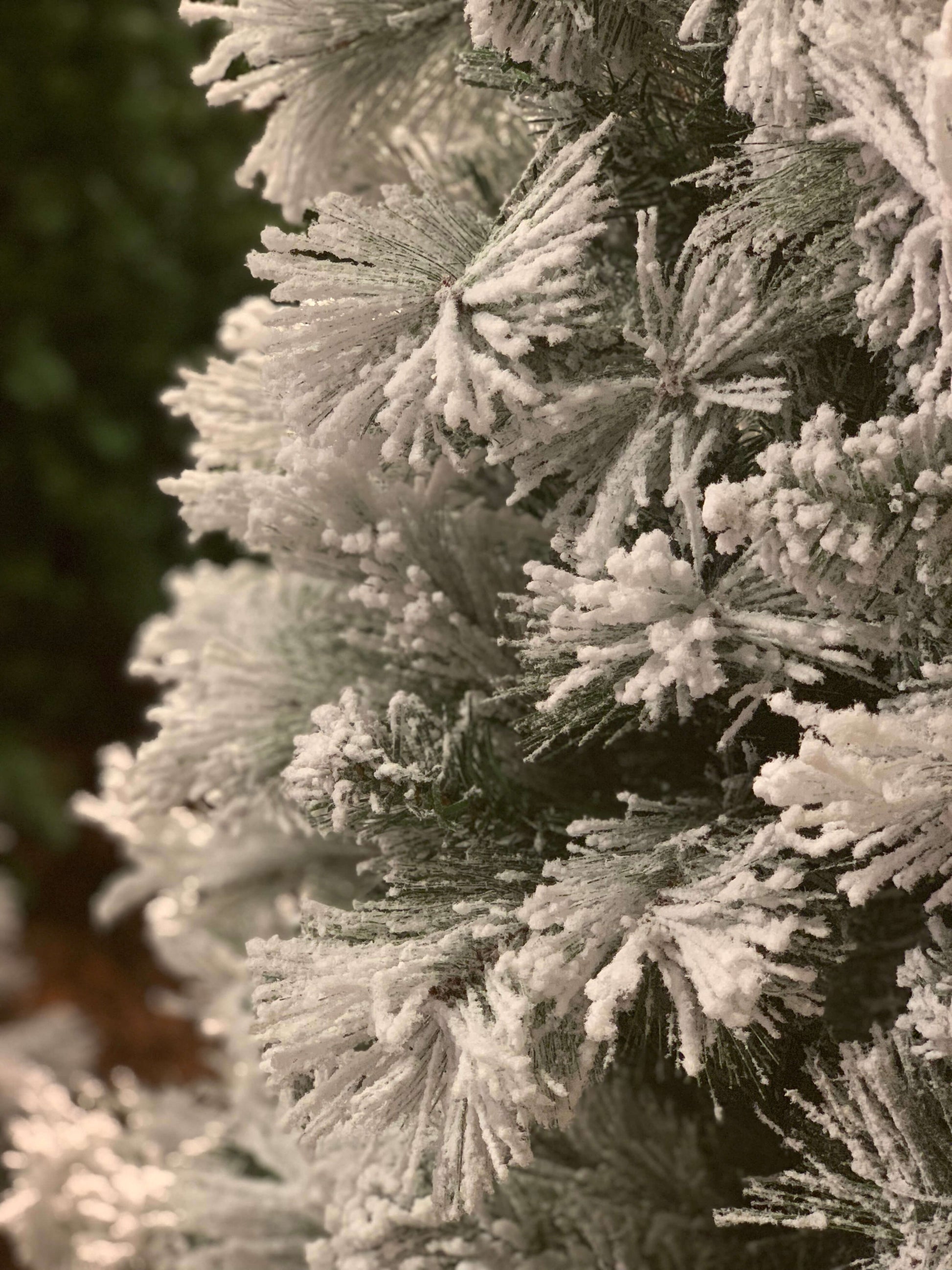 ALBERO DI NATALE MONTE BIANCO 210CM INNEVATO