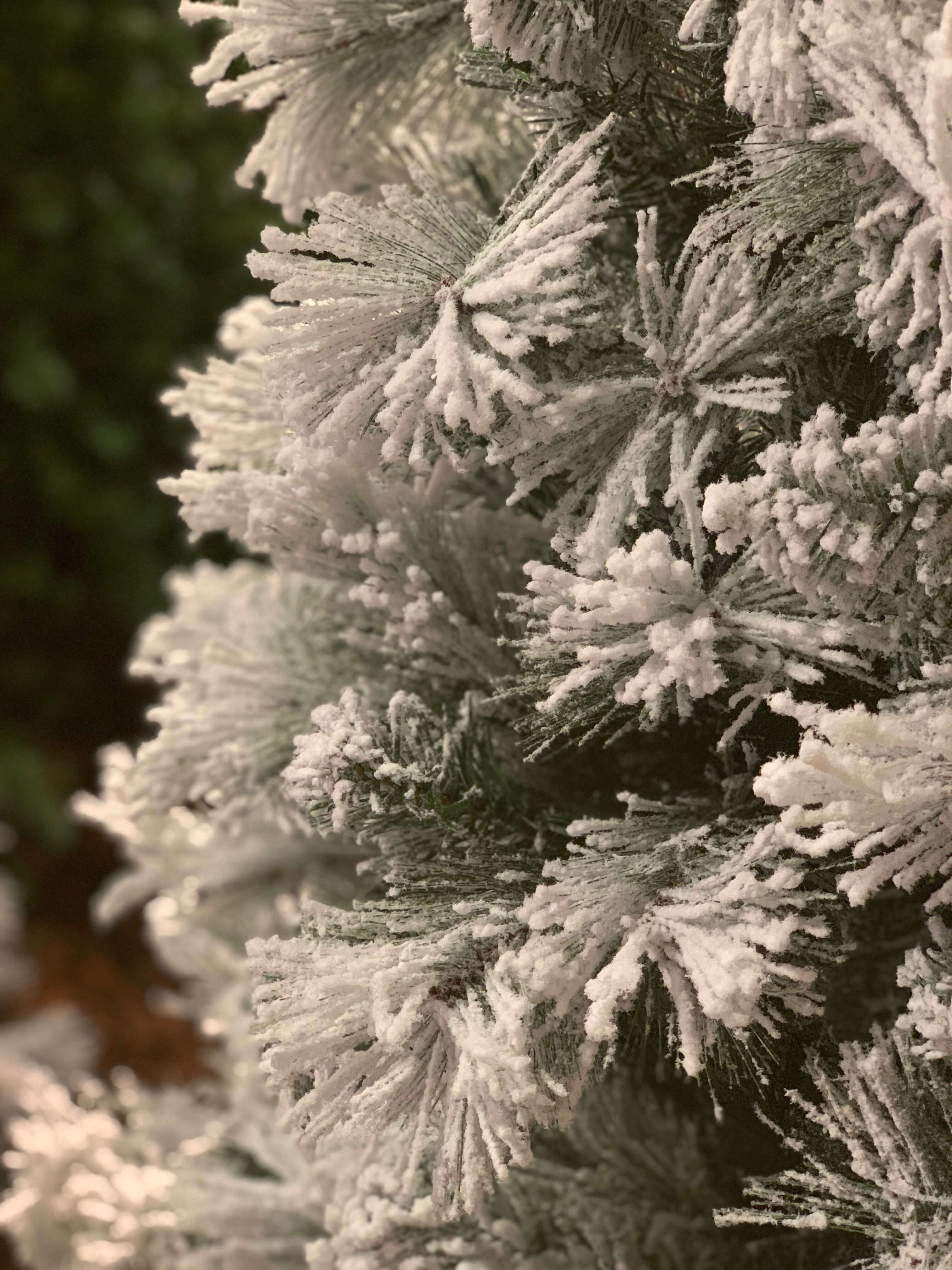 ALBERO DI NATALE MONTE BIANCO 210CM INNEVATO