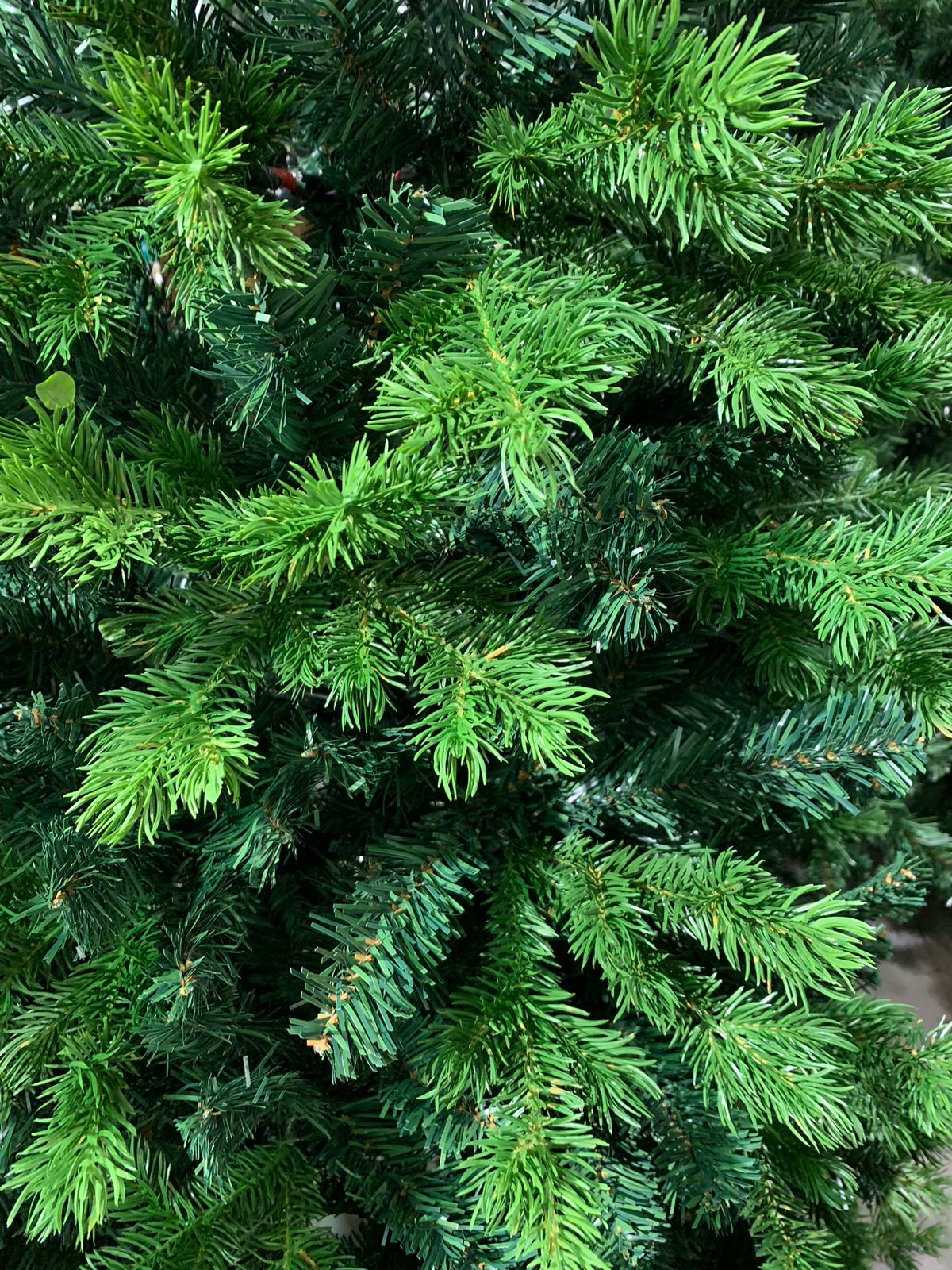 ALBERO DI NATALE NEVADA VERDE 210CM