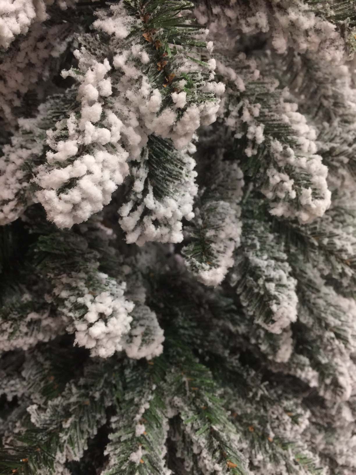 ALBERO DI NATALE 210CM ORTISEI VERDE INNEVATO