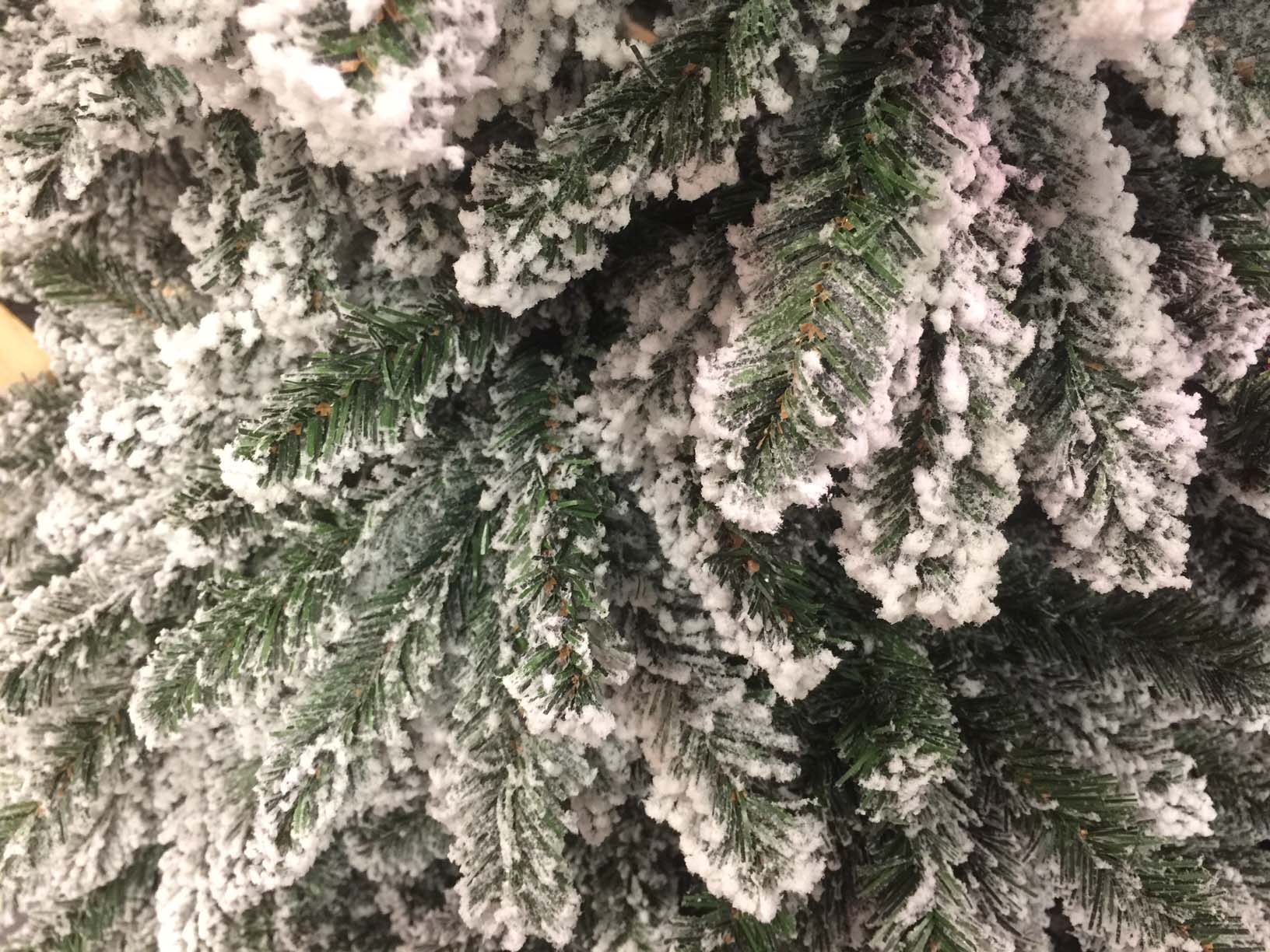 ALBERO DI NATALE 180CM ORTISEI VERDE INNEVATO