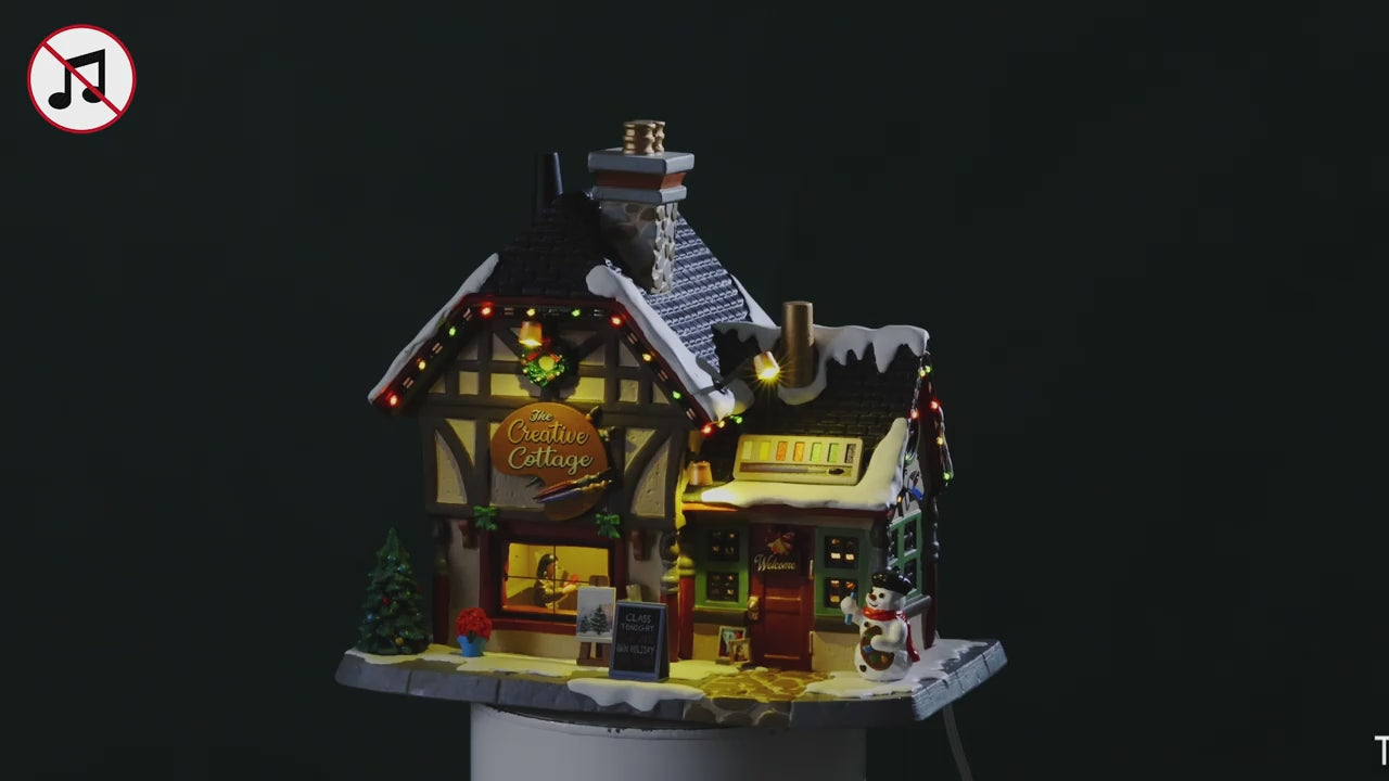 Carica video: The Creative Cottage - LEMAX COD. 55354 adattatore (4.5 V) incluso