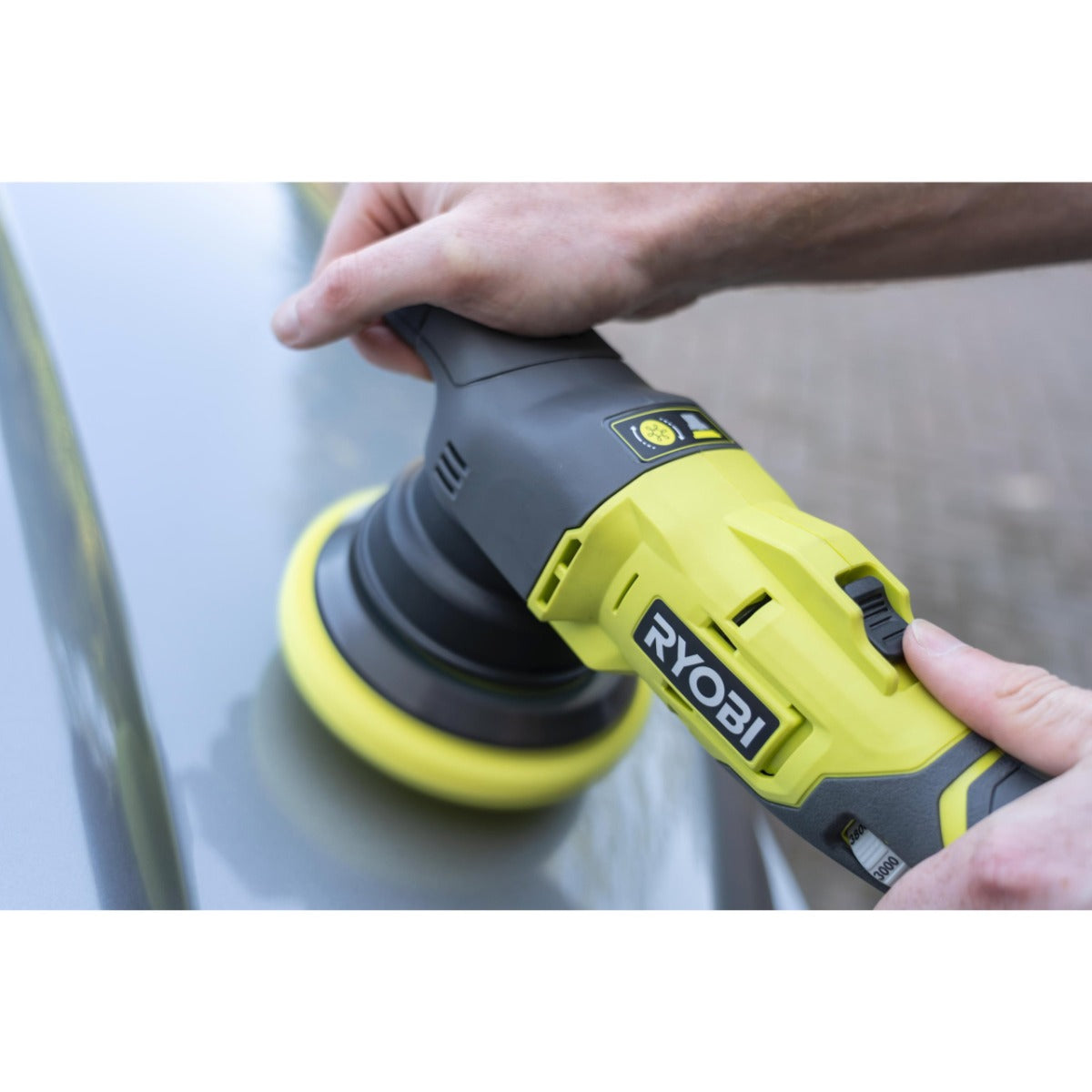 LUCIDATRICE 18V (BATTERIA NON INCLUSA)