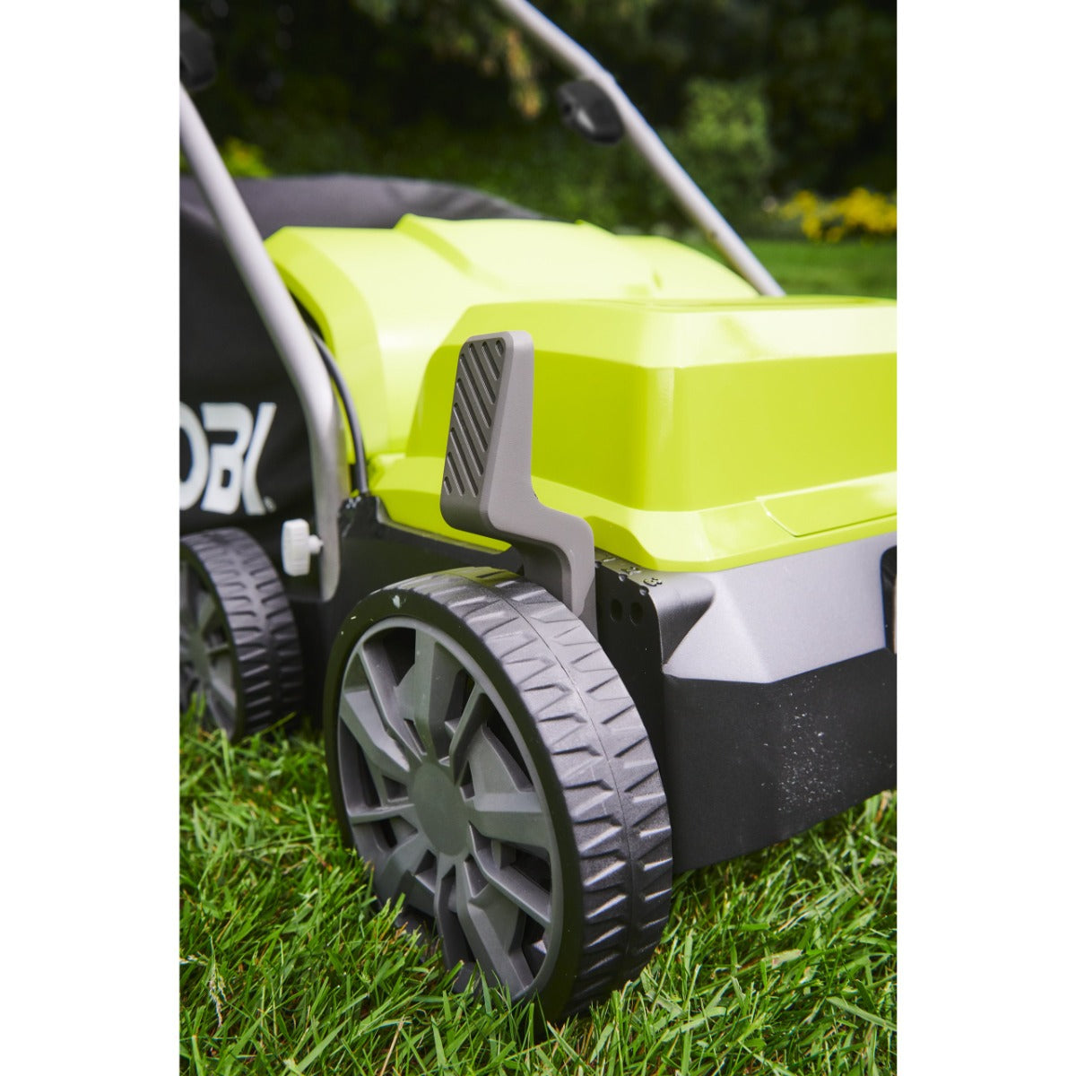 SCARIFICATORE ELETTRICO 1400W 35CM