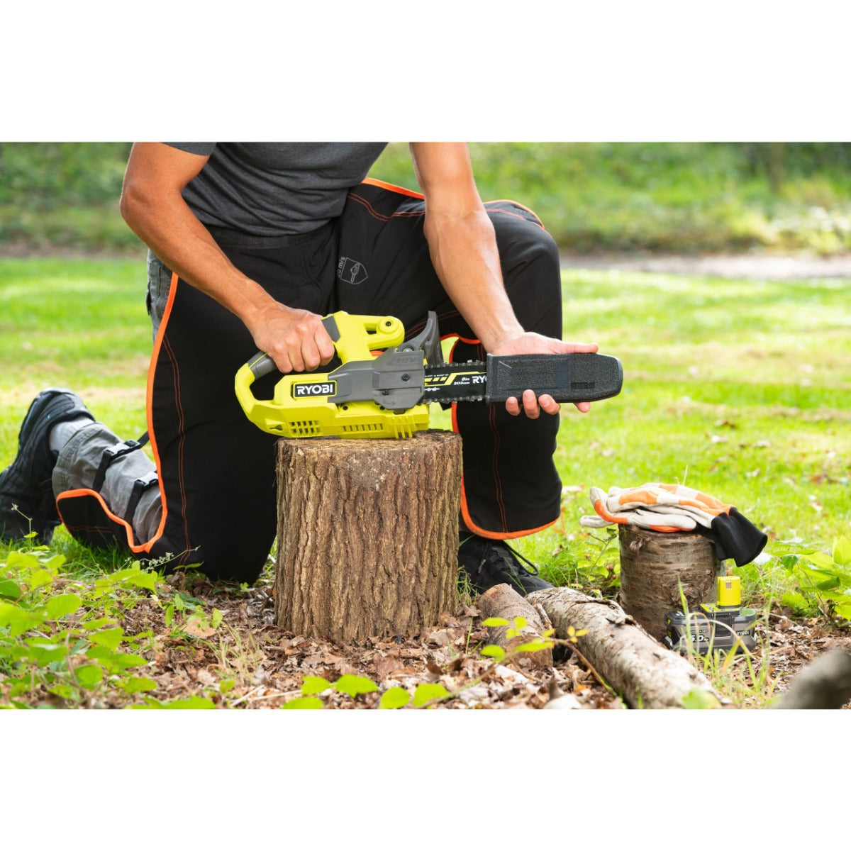 ELETTROSEGA COMPATTA 18V BARRA 20CM A BATTERIA RY18CS20A-0