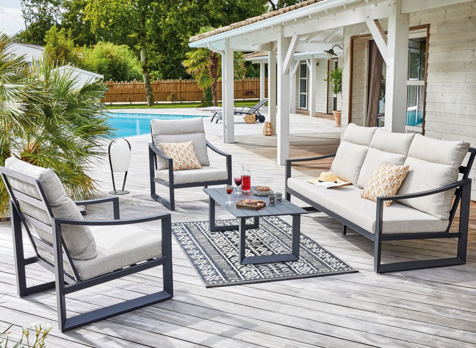 POLTRONA LOUNGE PRADO GRAFITE E BEIGE